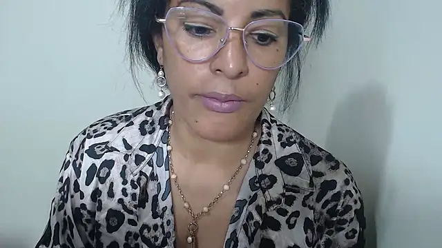 kateleyagrey webcam