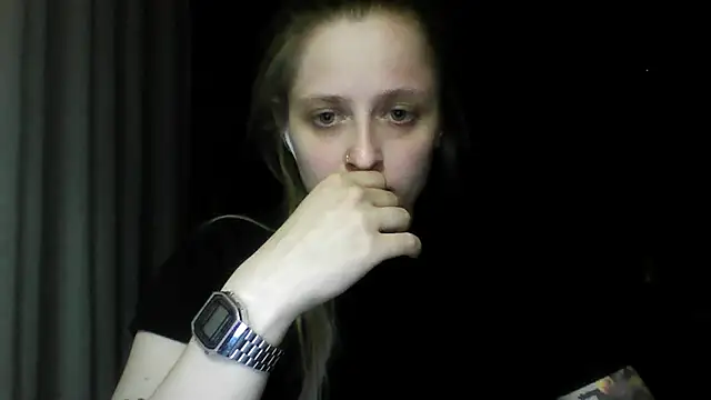 LeaWetGirl webcam