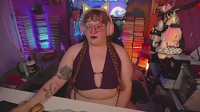 FatVeronica webcam