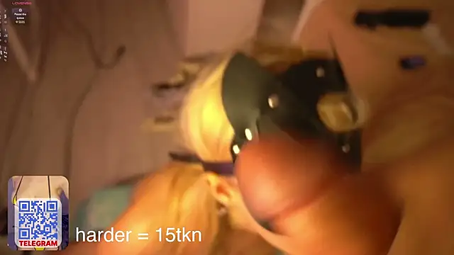 cream_fucks webcam