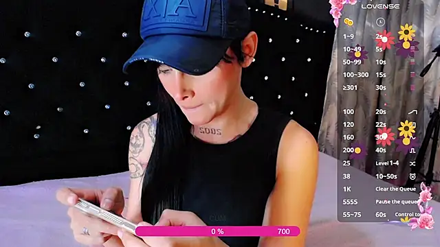 AdhaaraMoon_ webcam