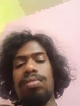 Laxxy_Bnglr webcam