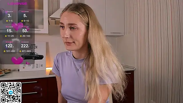 LivyyBossom webcam