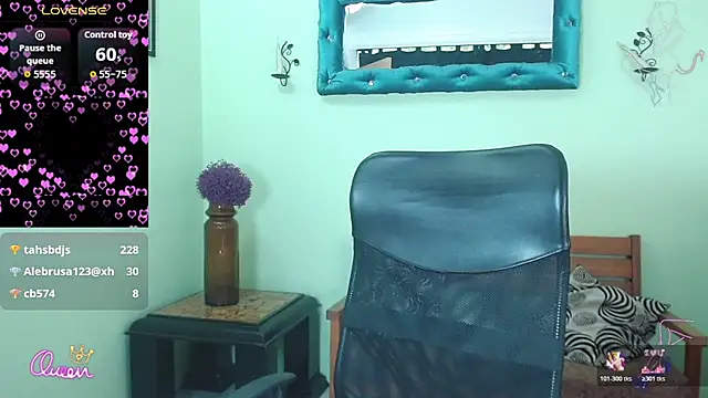 _Victoria_Jones_ webcam