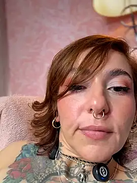 Evangelyne_1 webcam