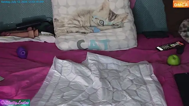 MissSluttyLeeloo webcam