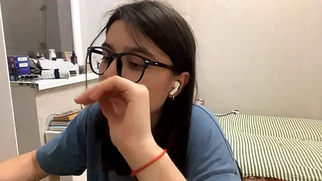 saintmari - SaintMari's free webcam - UK Sex Cams
