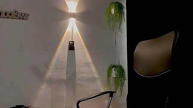 MarcellaGriffin webcam