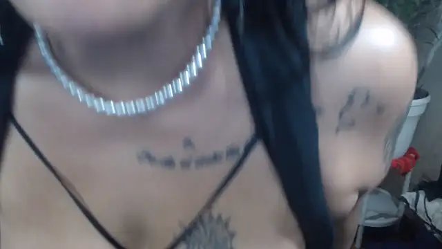 AlexaBigBoobss webcam