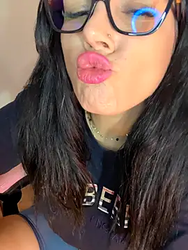 ReiyaRey webcam