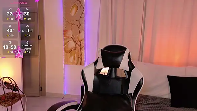 ChloeMoreti webcam