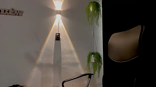 MarcellaGriffin webcam