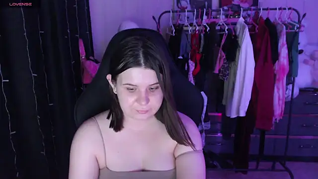 AmyVibess webcam