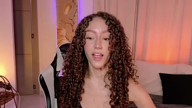 ChloeMoreti webcam