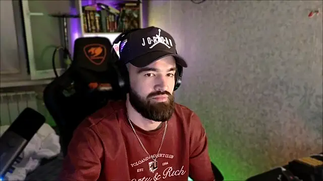 _Serious_Man webcam