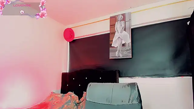 Kendall_hornyy webcam