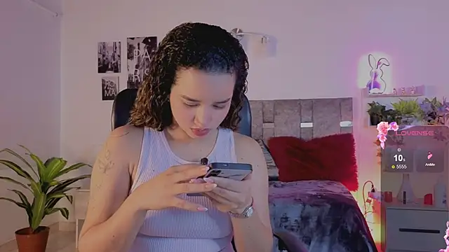 emilyrouxe webcam