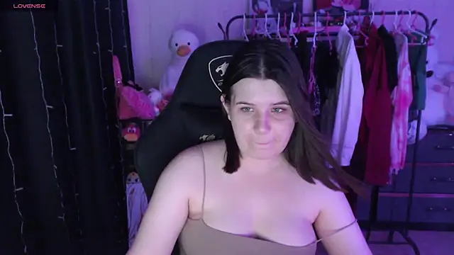 AmyVibess webcam