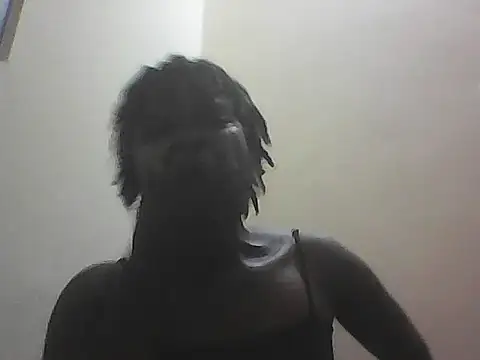 Pettite_ainah webcam
