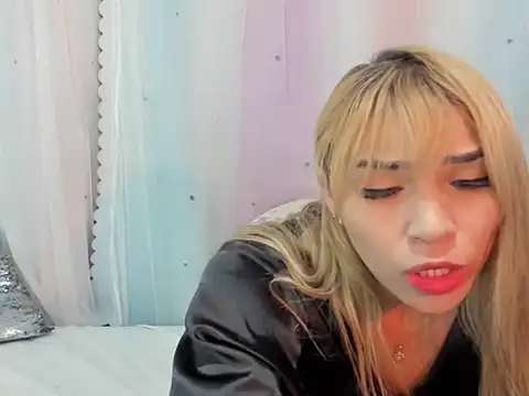 aliissa_more webcam