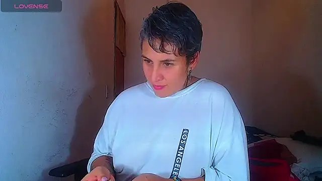 Yessi_rousse webcam