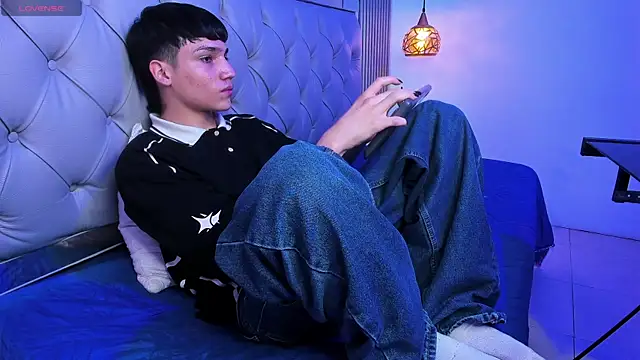 SamBlack_ webcam