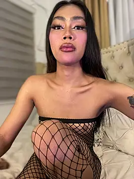 Innocent_yanixx69 Live Web Cam Show