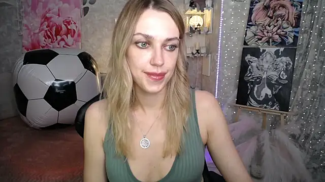NickyAdamidi webcam