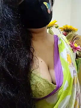 Ameera19 webcam