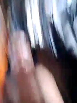 YourHotMenxie18 webcam