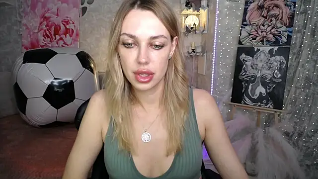NickyAdamidi webcam