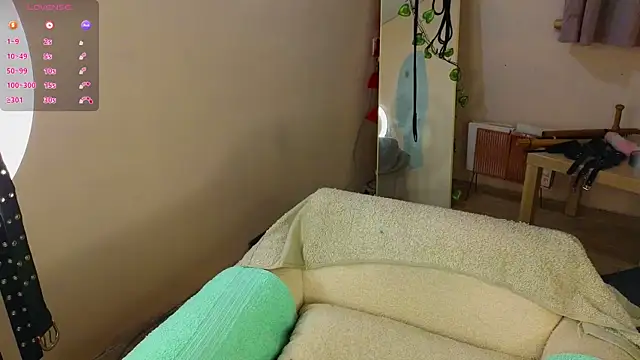 laracroftmansion webcam