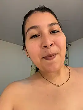 evelyn_1702 webcam