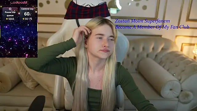 Ava_kiss054 webcam