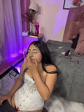 Maggiee_1 webcam