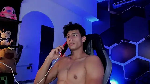 MaxiimoRomano_ Live Web Cam Show
