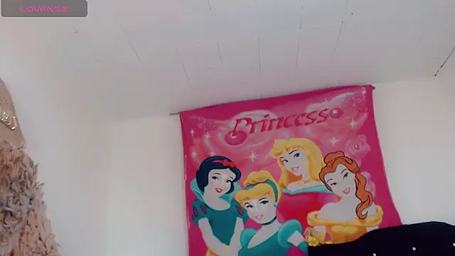 Oriana_braom webcam