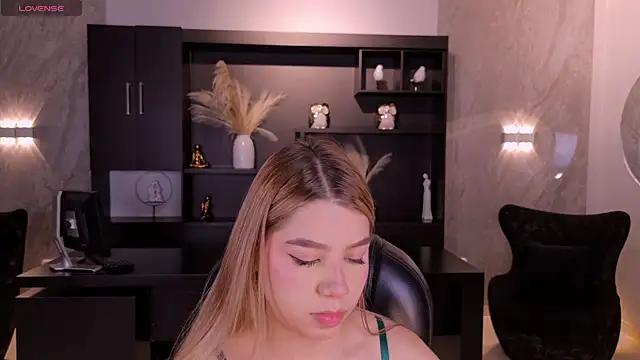 TiffannySins webcam