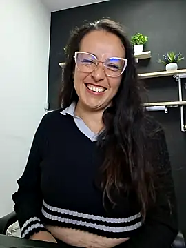 Lauryn_Jones webcam