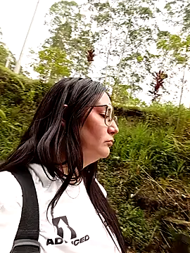 salogray8 (F milf) - Walk boobs out 🍒