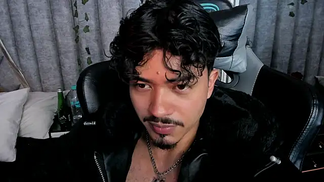 NicolaiKarav webcam