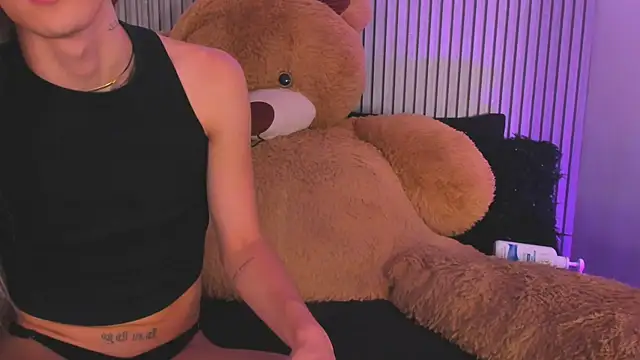 ashvalentine_ webcam