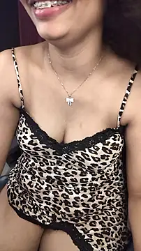 Mallu_SweetieForU webcam