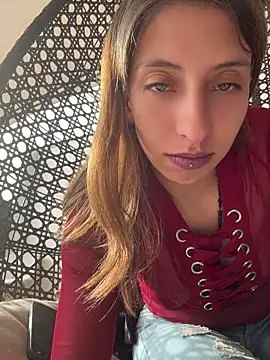 kathalina_ls (F teen) - Flash Tits🍒
