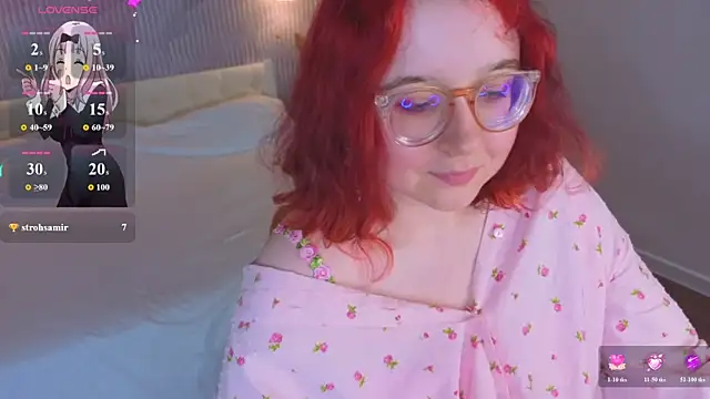 Aleks-casterrr live cam on StripChat