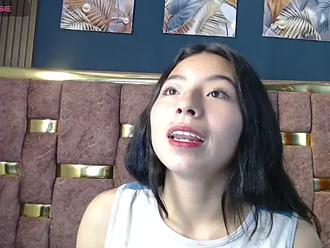 little_cute31 webcam