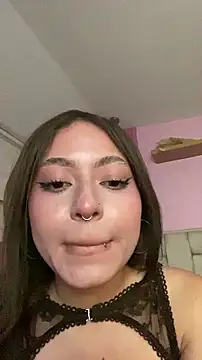 PrettyAmber webcam