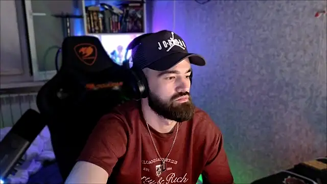 _Serious_Man webcam