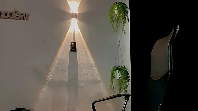 MarcellaGriffin webcam