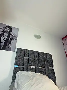 Natasharuso webcam